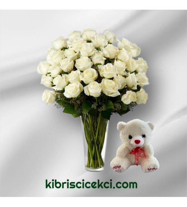Vazoda 41 Beyaz Gül Ayıcık Vazoda 41 Beyaz Gül Ayıcık